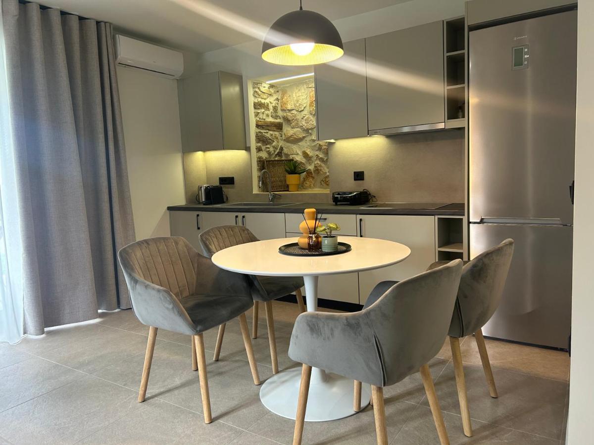 נאפפליו Piedra Luxury Apartments מראה חיצוני תמונה