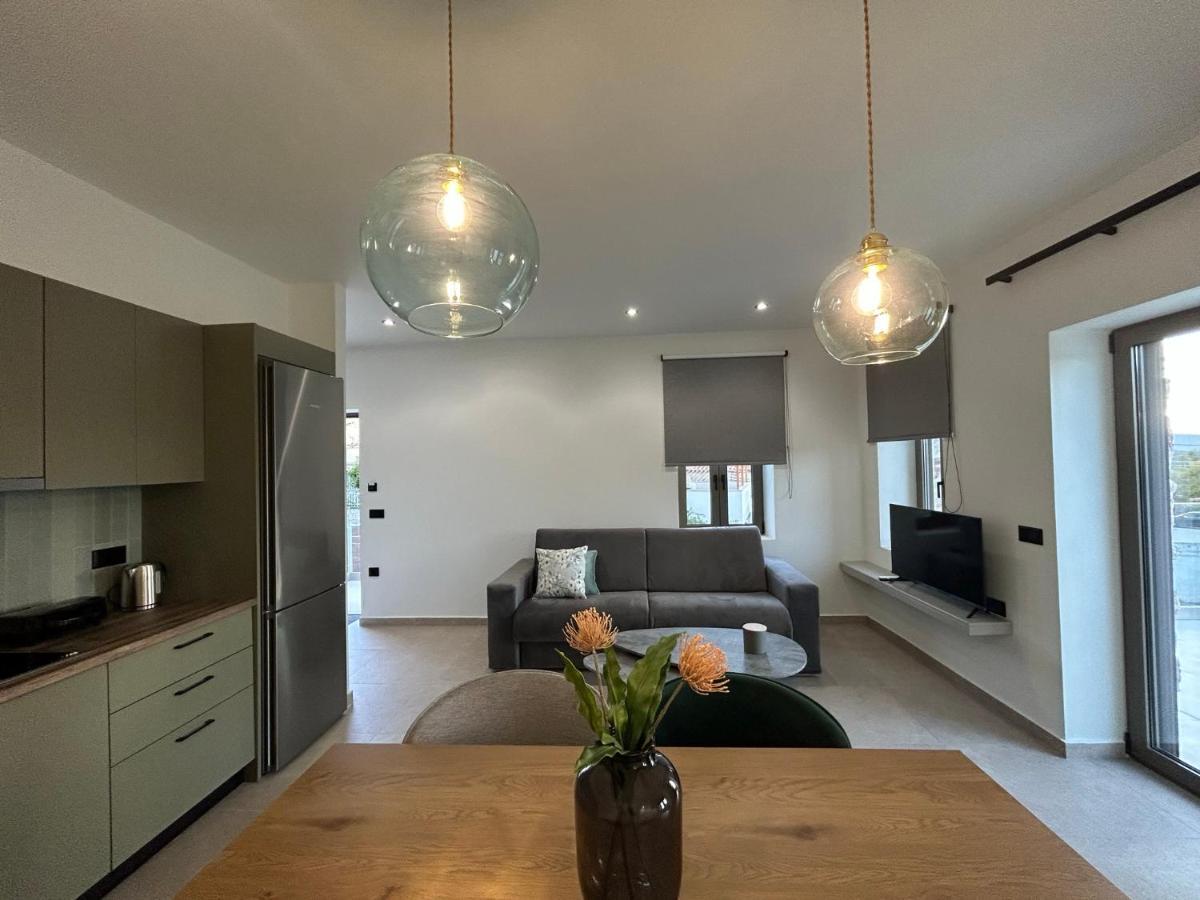 נאפפליו Piedra Luxury Apartments מראה חיצוני תמונה